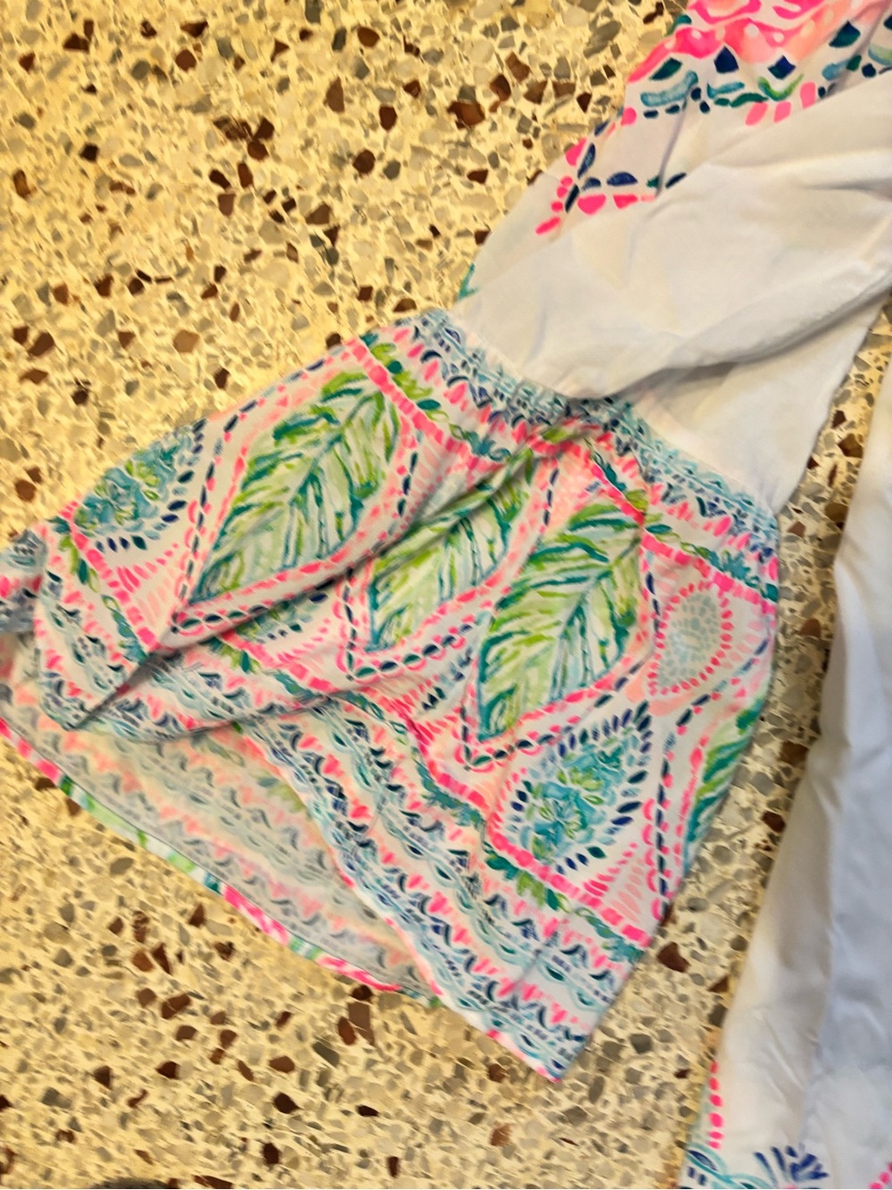 Lilly Pulitzer Nevie off-the-shoulder dress in the Coconut Coast medium - Picture 7 of 8